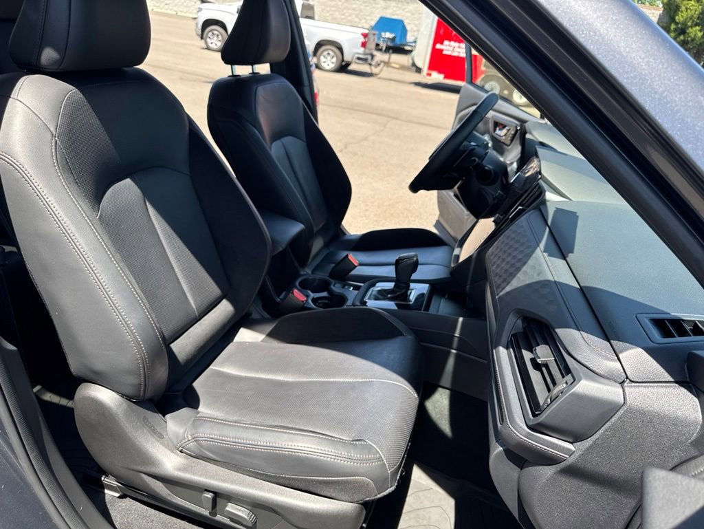 Certified 2025 Subaru Forester Touring AWD/4WD image 14