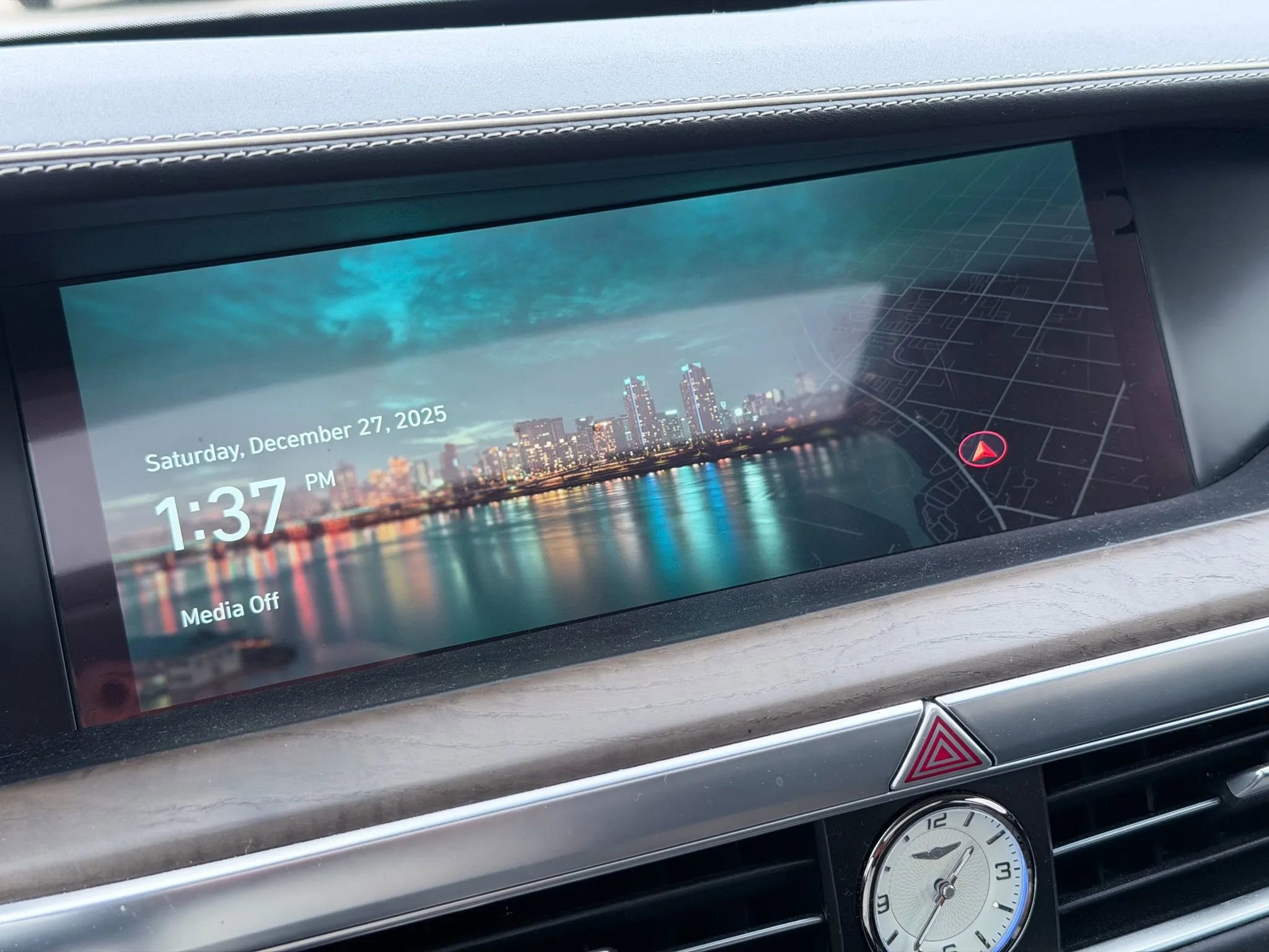 Used 2021 Genesis G90 5.0 Ultimate image 47