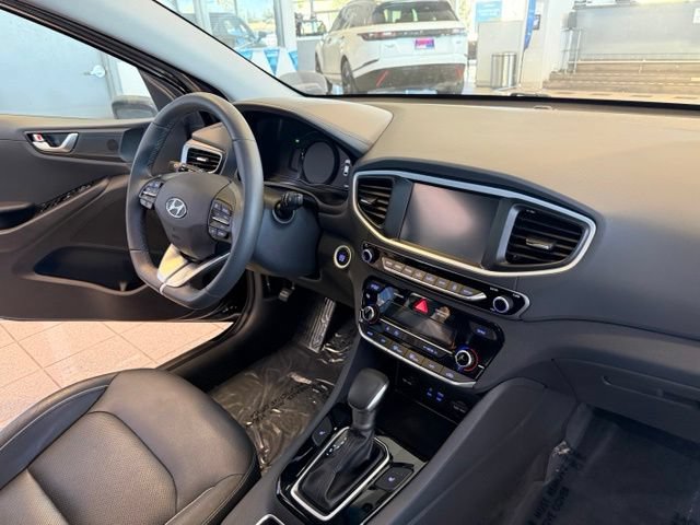 Used 2017 Hyundai Ioniq Limited FWD image 28