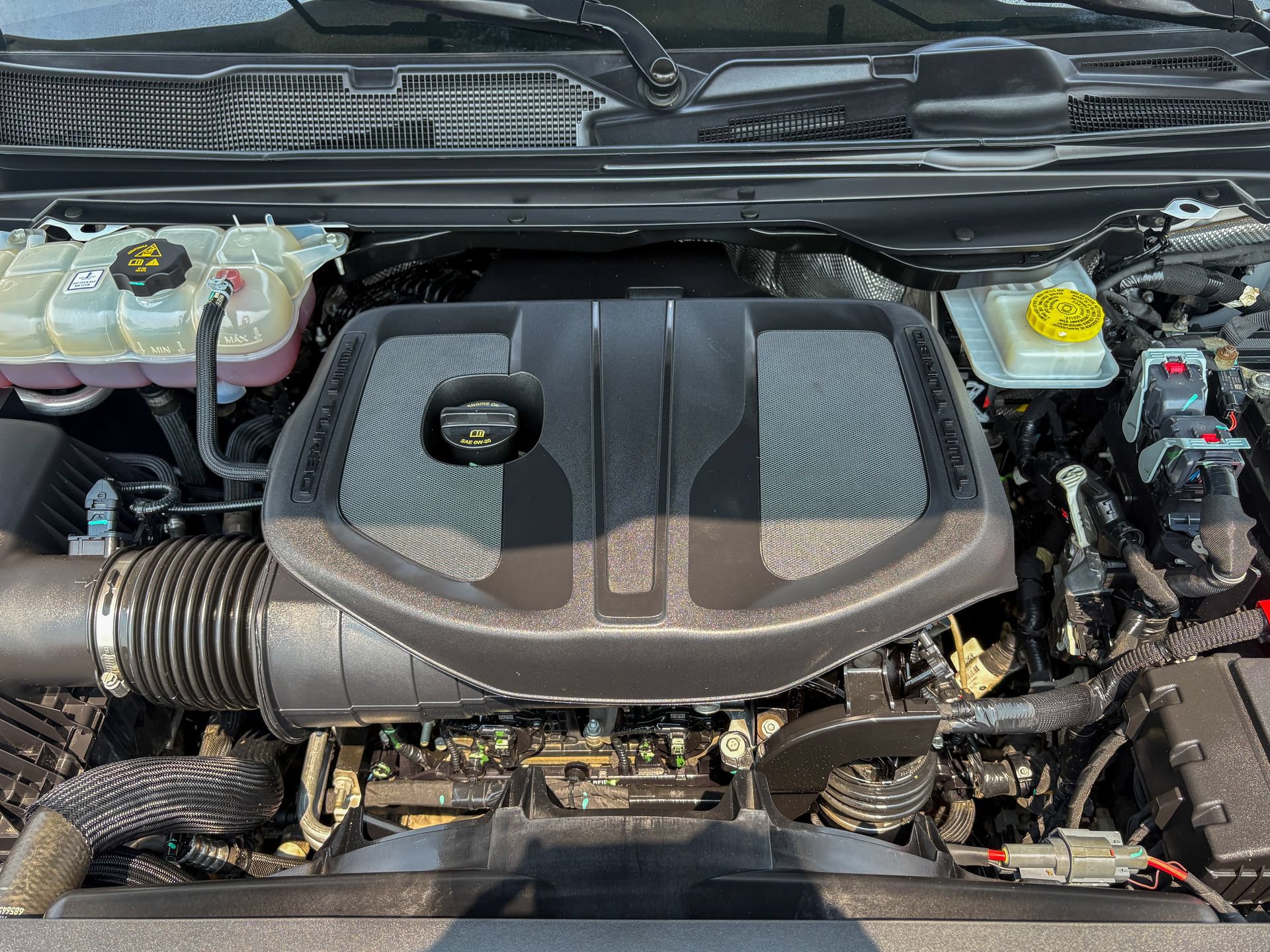 Used 2025 RAM 1500 Warlock AWD/4WD image 36