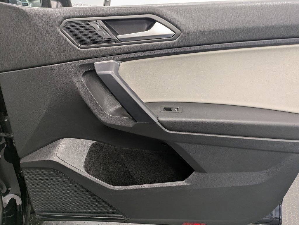 Certified 2021 Volkswagen Tiguan SEL image 29
