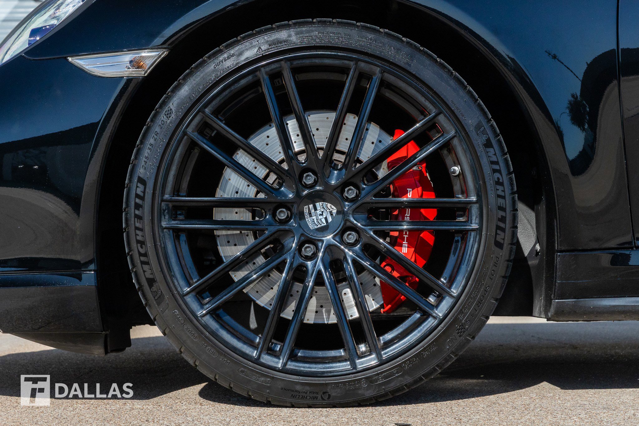 Used 2018 Porsche 911 Turbo image 10