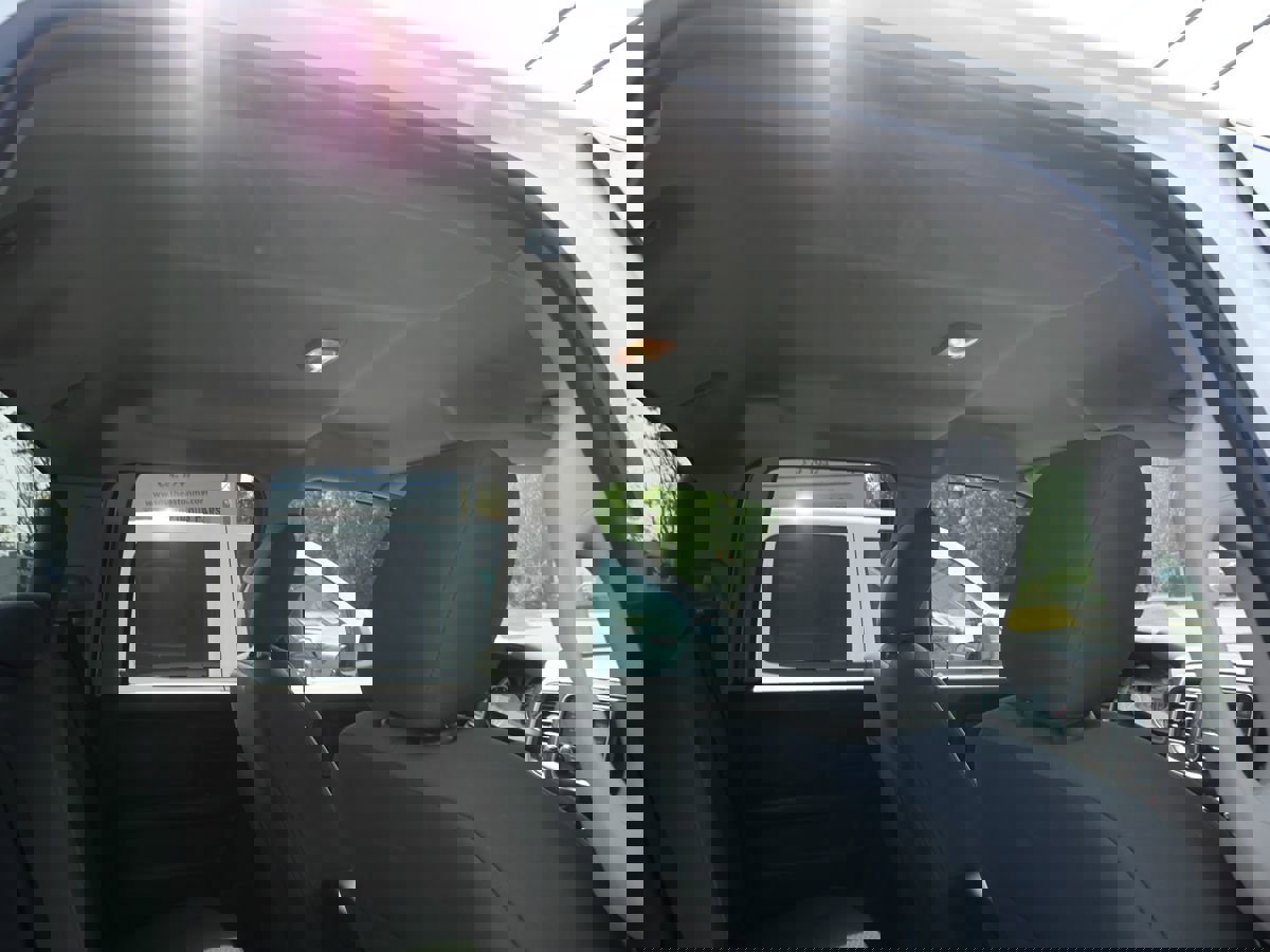 Used 2018 RAM 1500 Express image 22