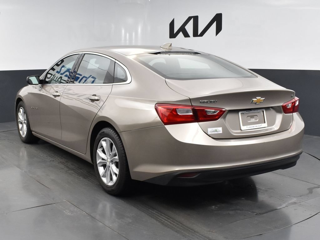 Used 2023 Chevrolet Malibu LT FWD image 4