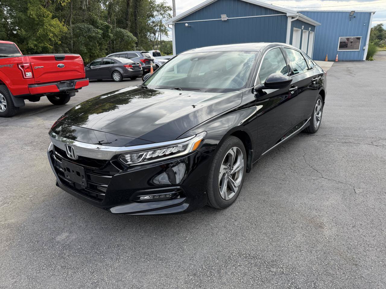 Used 2020 Honda Accord EX image 1