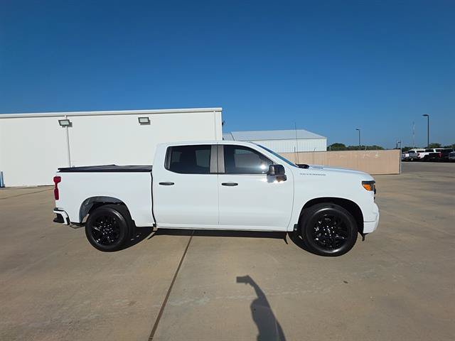 Used 2025 Chevrolet Silverado 1500 Custom RWD image 4