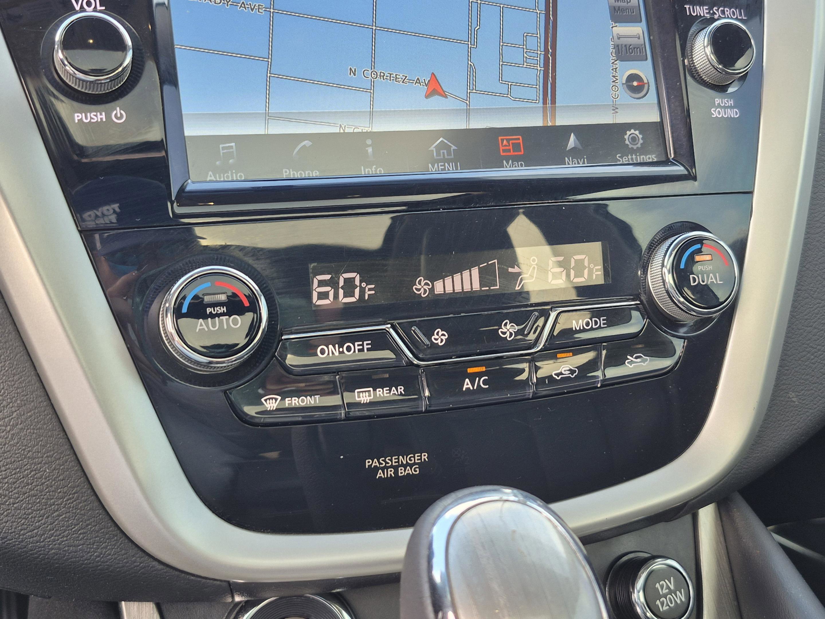 Used 2016 Nissan Murano Platinum w/ Platinum Technology Package FWD image 27
