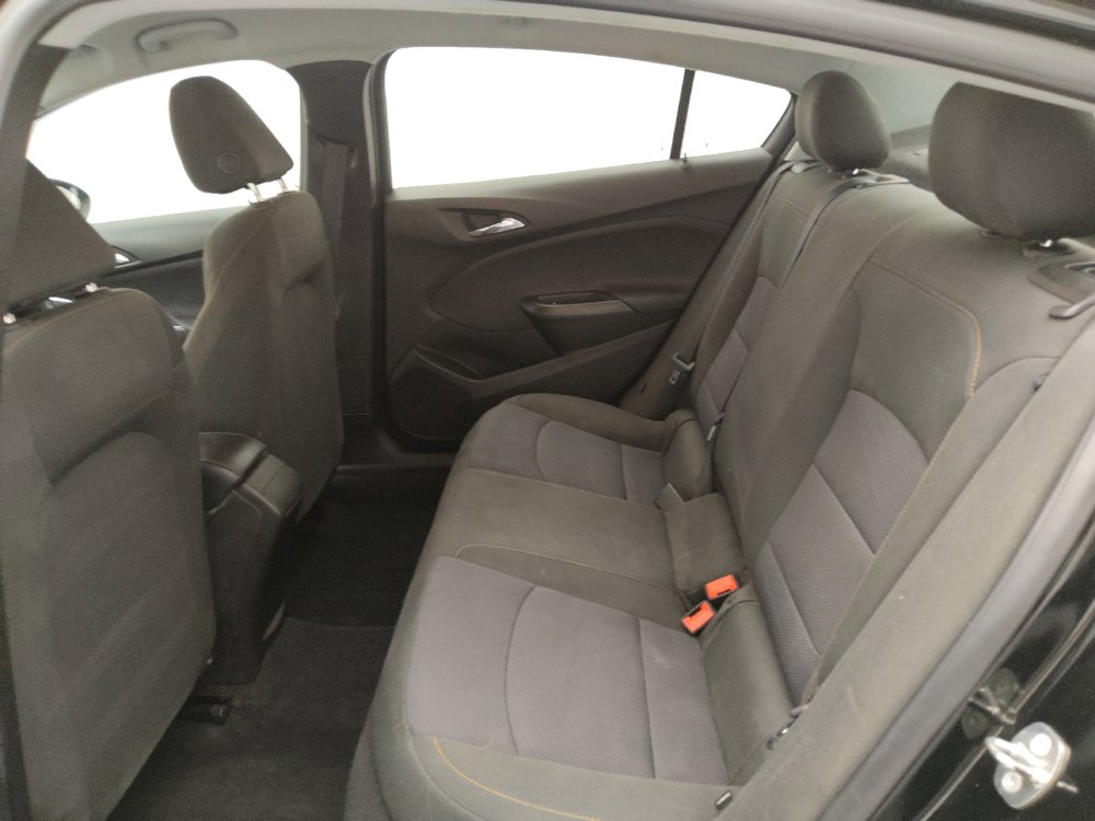 Used 2019 Chevrolet Cruze LS w/ LS Convenience Package FWD image 18