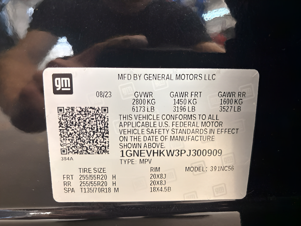 Used 2023 Chevrolet Traverse LT w/ LT Premium Package AWD/4WD image 32