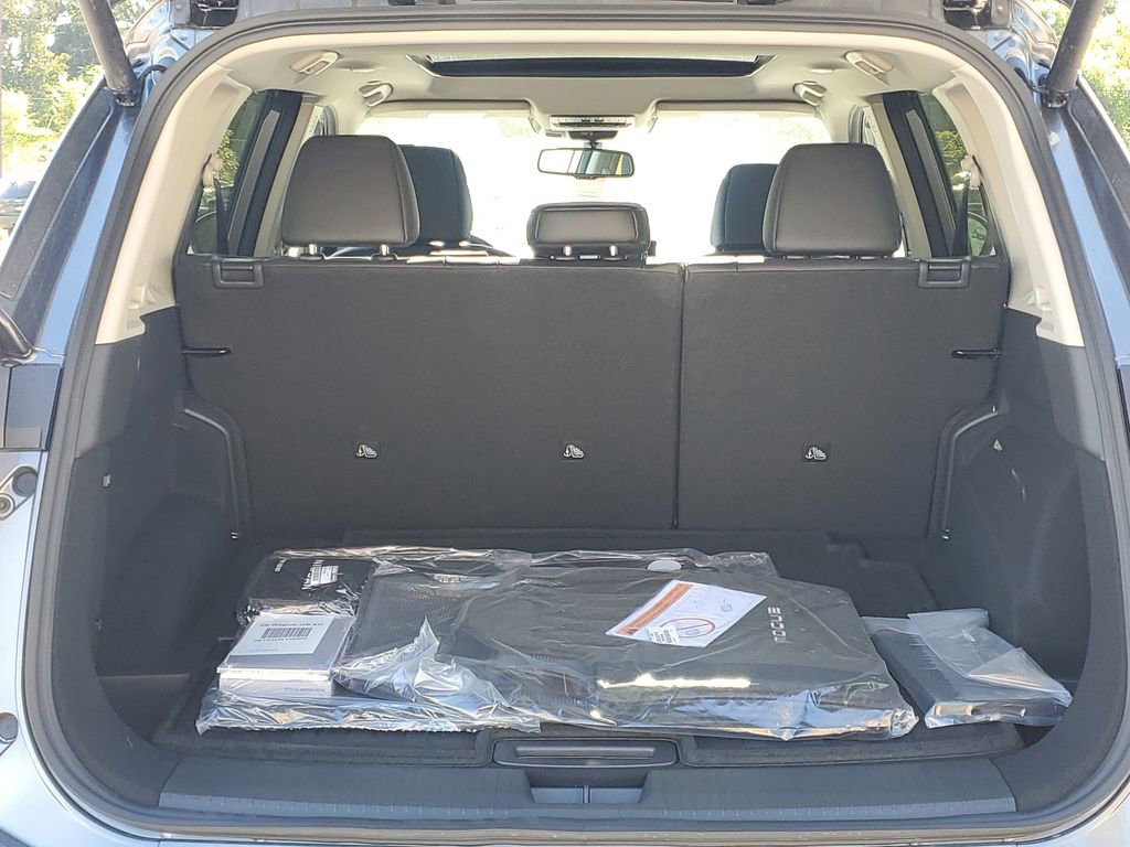 New 2026 Nissan Rogue Platinum image 7