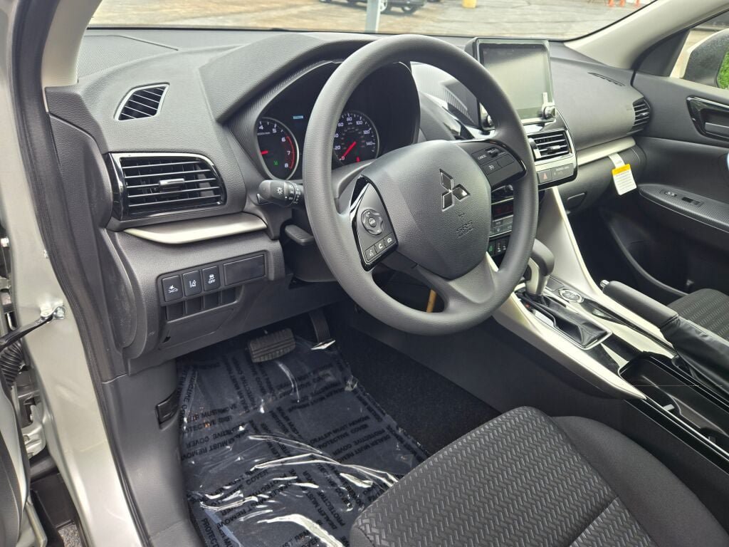 New 2026 Mitsubishi Eclipse Cross ES AWD/4WD image 16