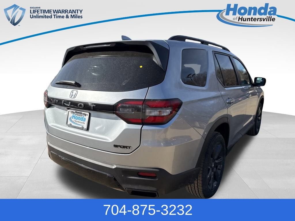 New 2026 Honda Pilot Sport image 9