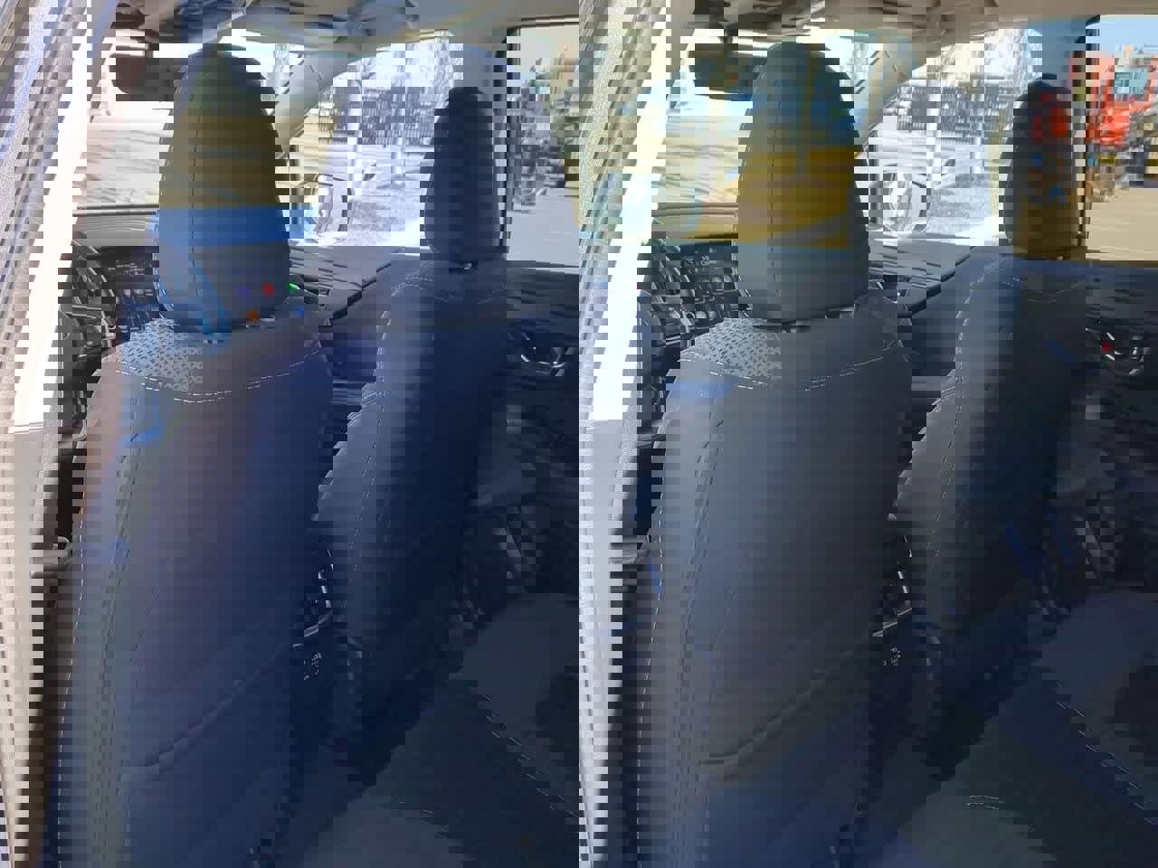 Used 2023 Subaru Outback Premium image 17