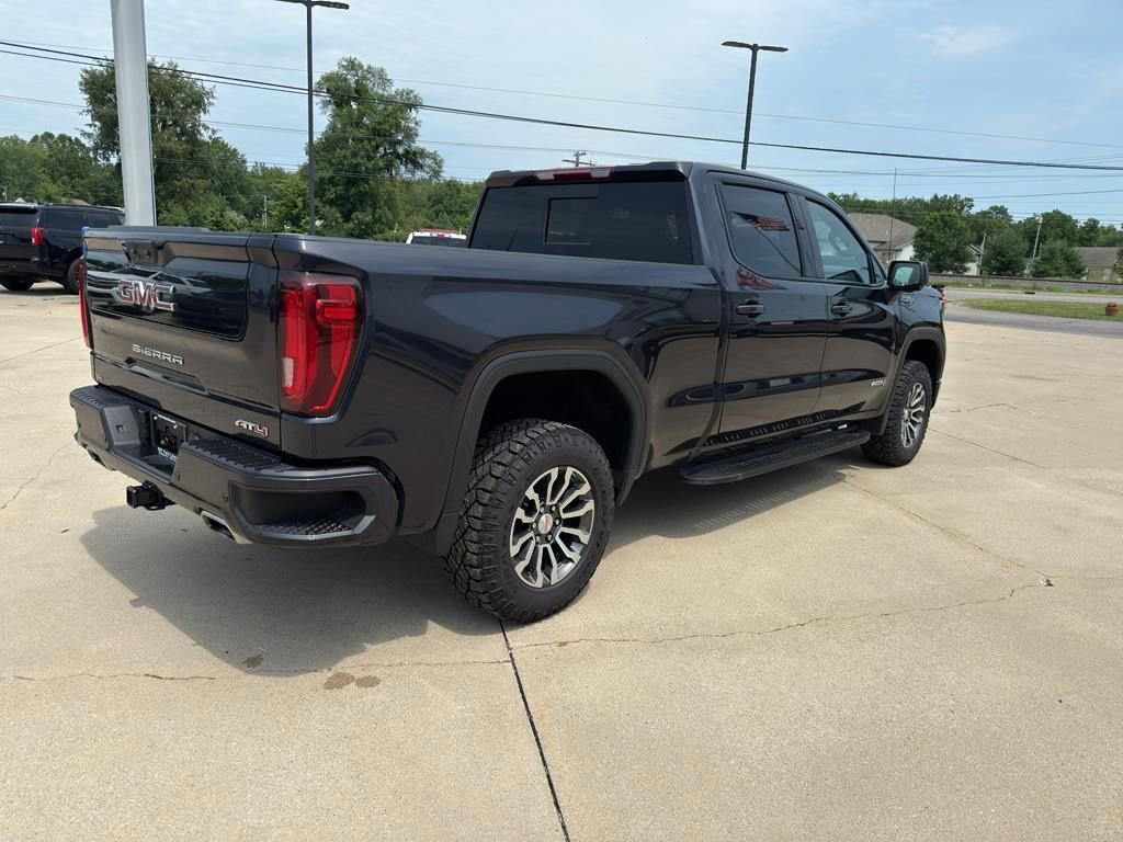 Used 2023 GMC Sierra 1500 AT4 w/ AT4 Preferred Package image 5