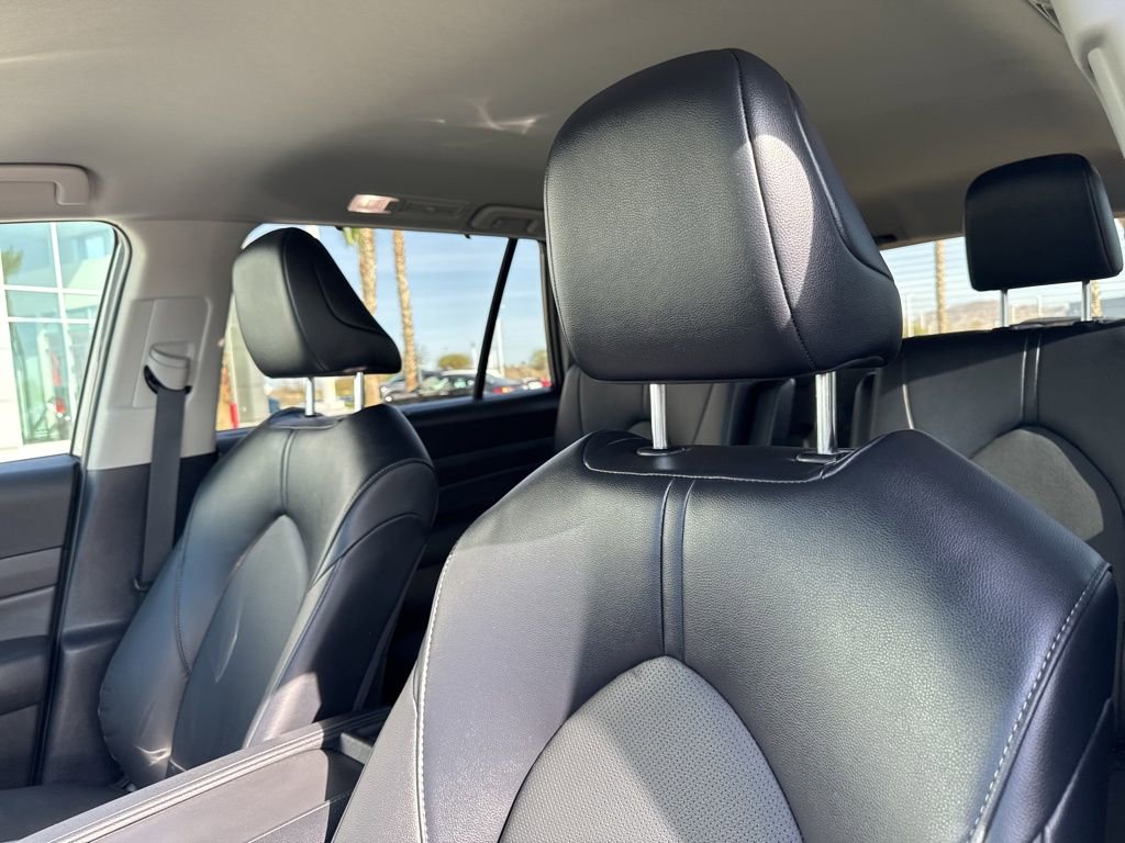 Certified 2025 Toyota Grand Highlander FWD image 15