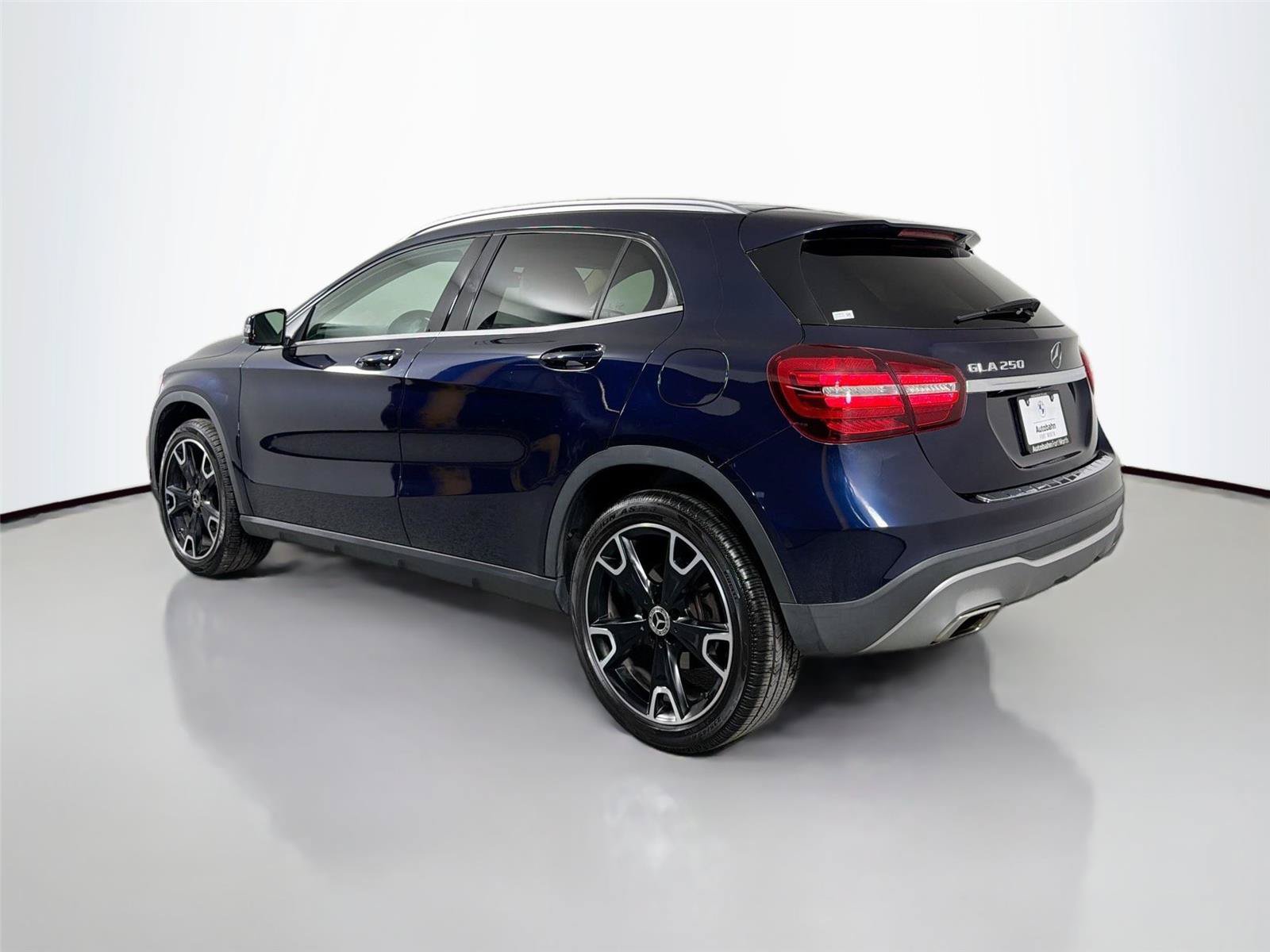 Used 2019 Mercedes-Benz GLA 250 image 8
