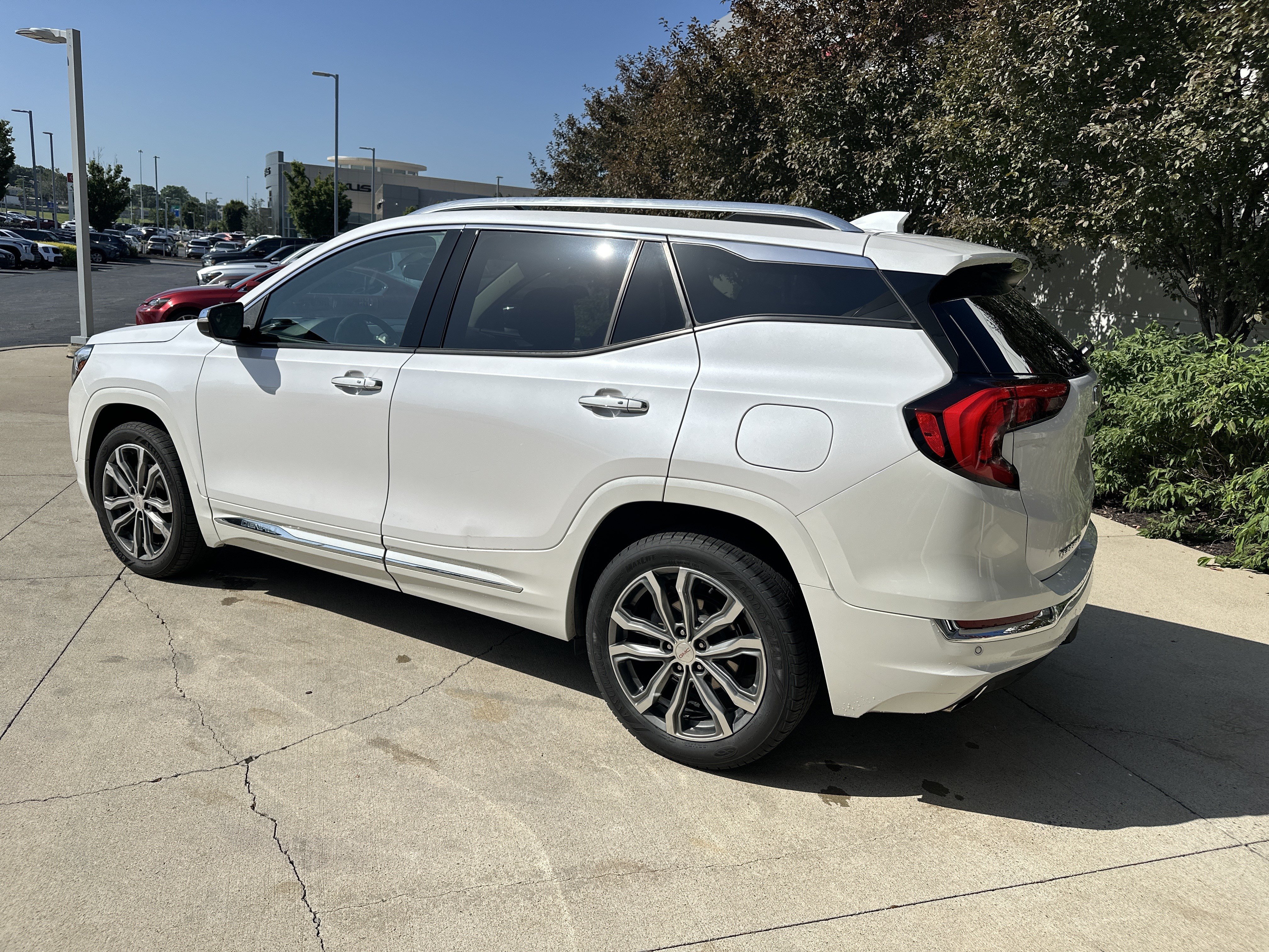 Used 2020 GMC Terrain Denali w/ LPO, Cargo Package AWD/4WD image 7
