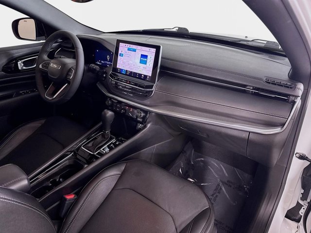 Used 2023 Jeep Compass High Altitude image 32