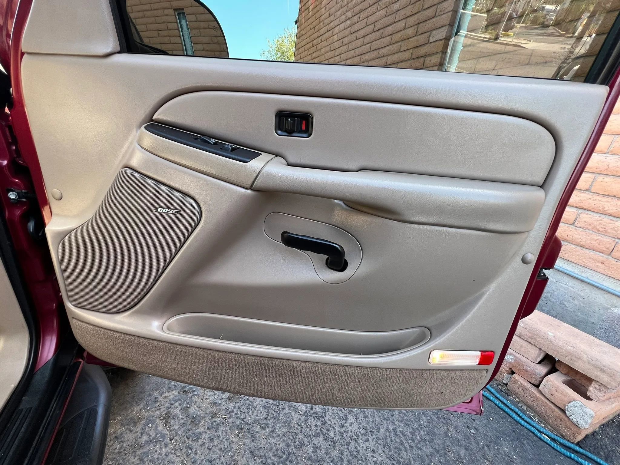 Used 2005 Chevrolet Tahoe LS RWD image 18