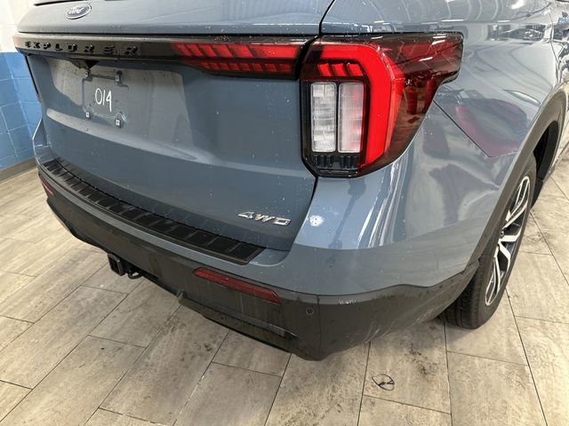Certified 2025 Ford Explorer ST-Line image 37