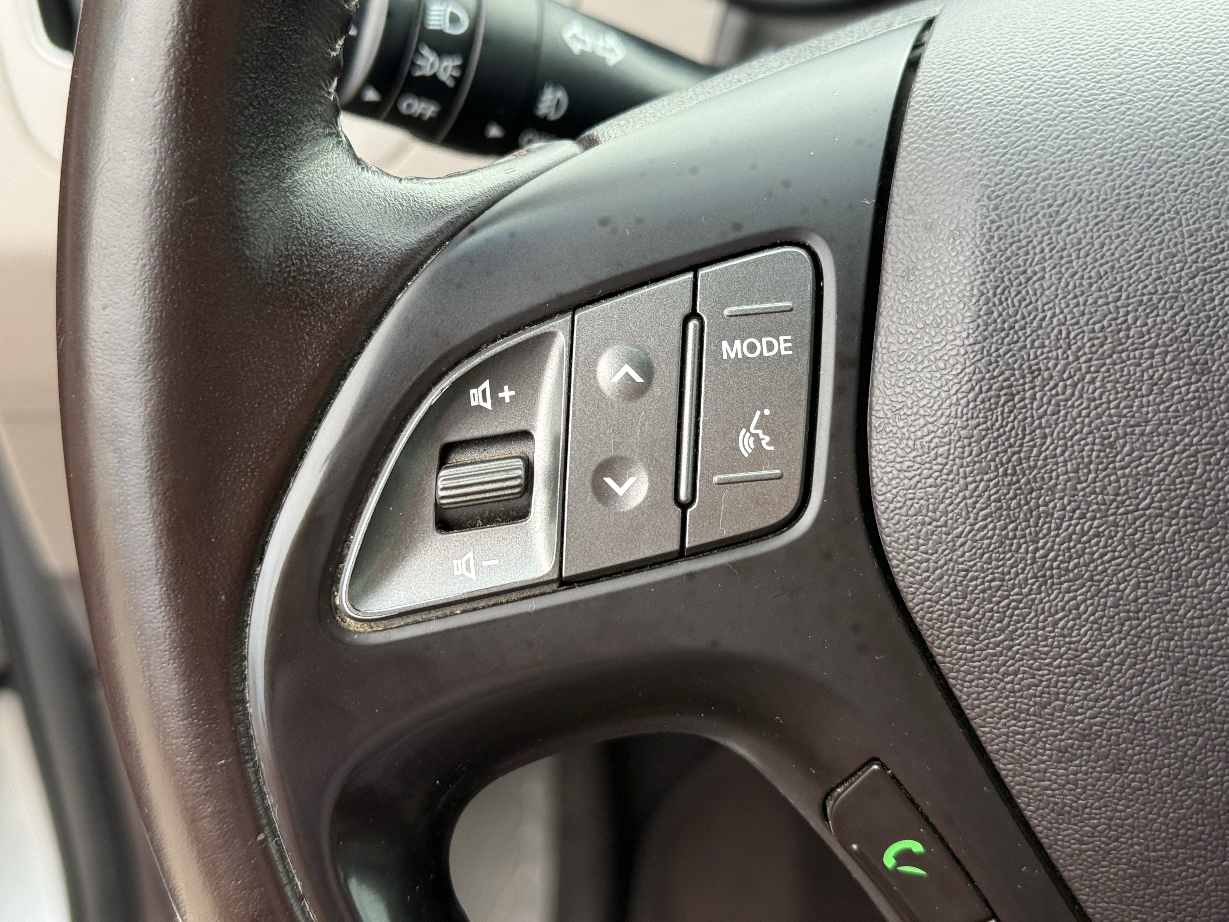 Used 2015 Hyundai Tucson Limited FWD image 16