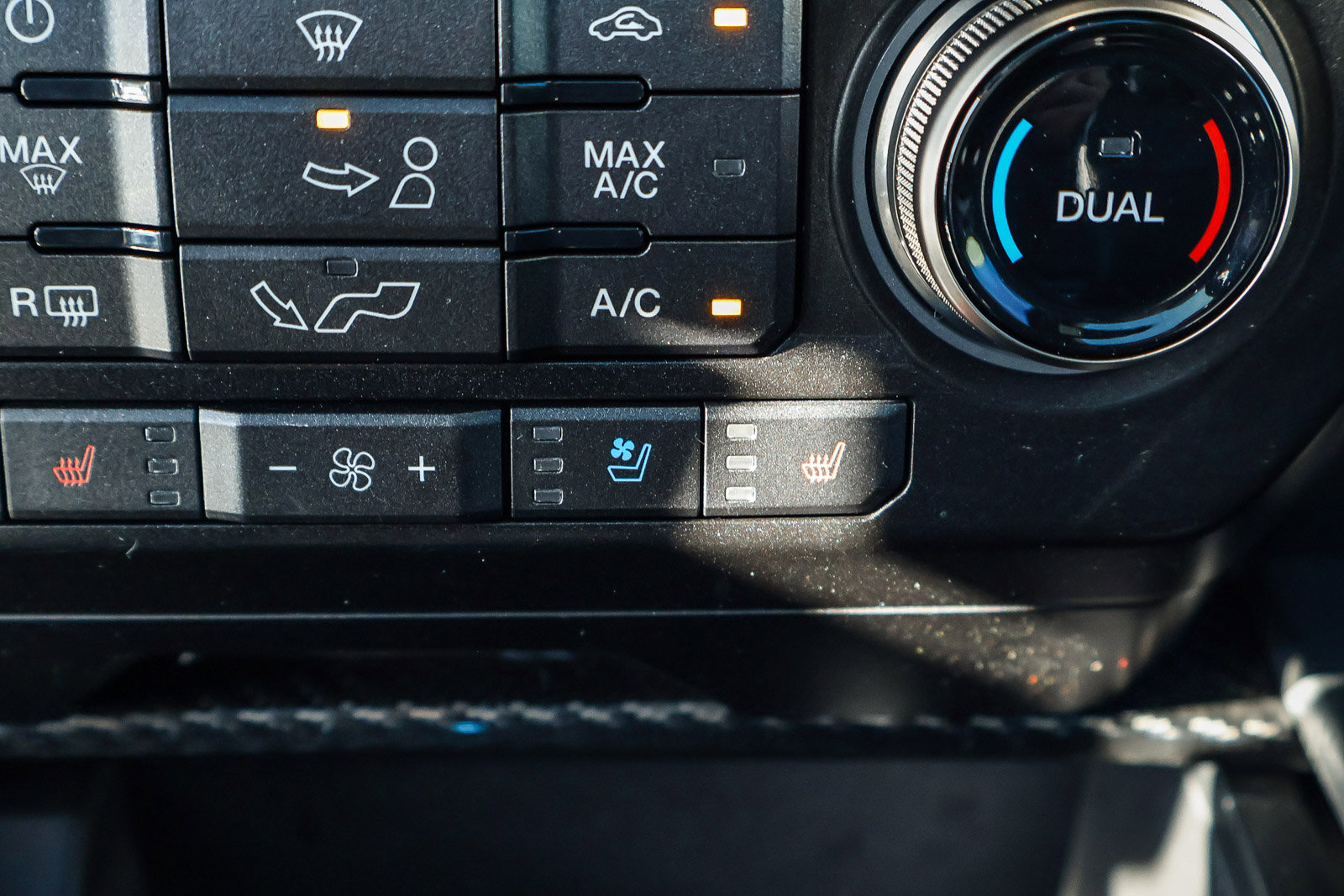 Used 2018 Ford F150 Raptor w/ Equipment Group 802A Luxury image 8