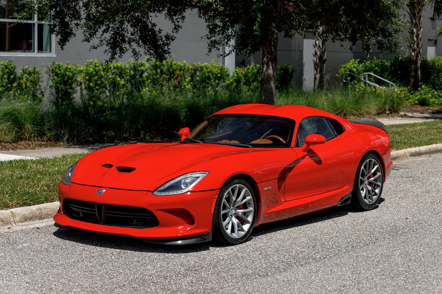 Used 2014 SRT Viper GTS w/ GTS Laguna Interior Package RWD image 21