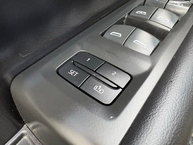 Used 2021 Chevrolet Suburban Z71 w/ Z71 Off-Road Package image 27