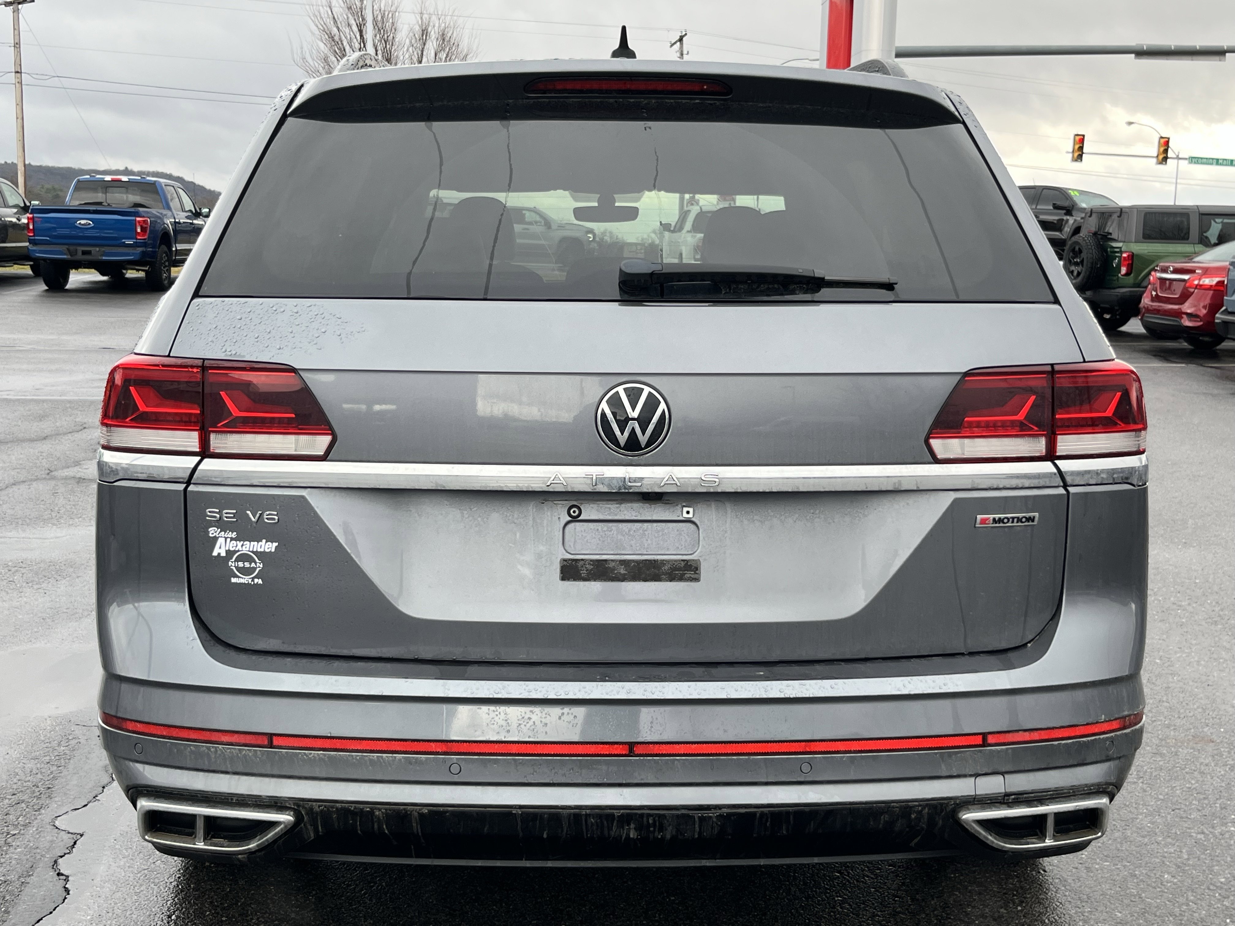 Used 2021 Volkswagen Atlas SE image 4