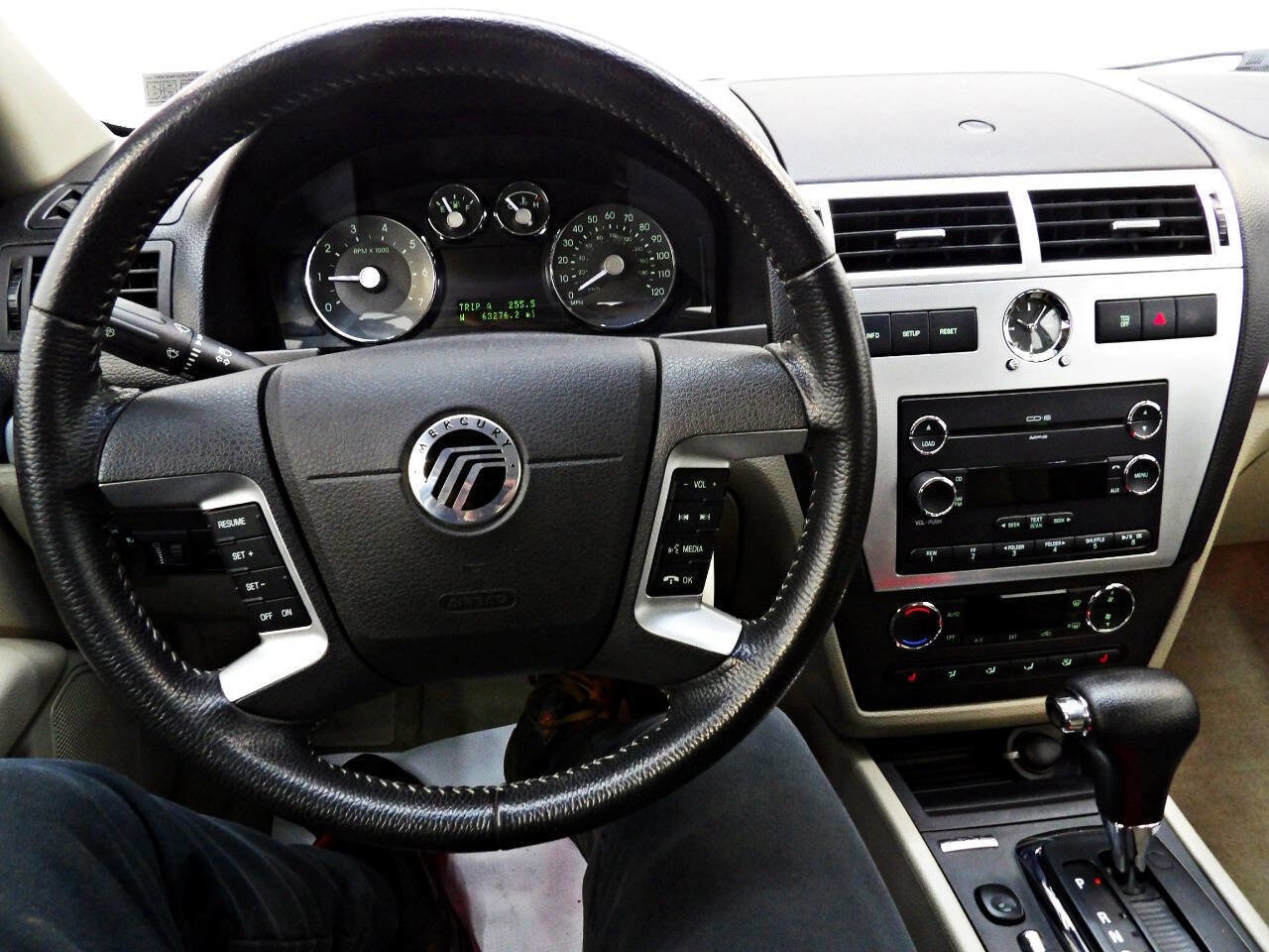 Used 2009 Mercury Milan Premier image 16