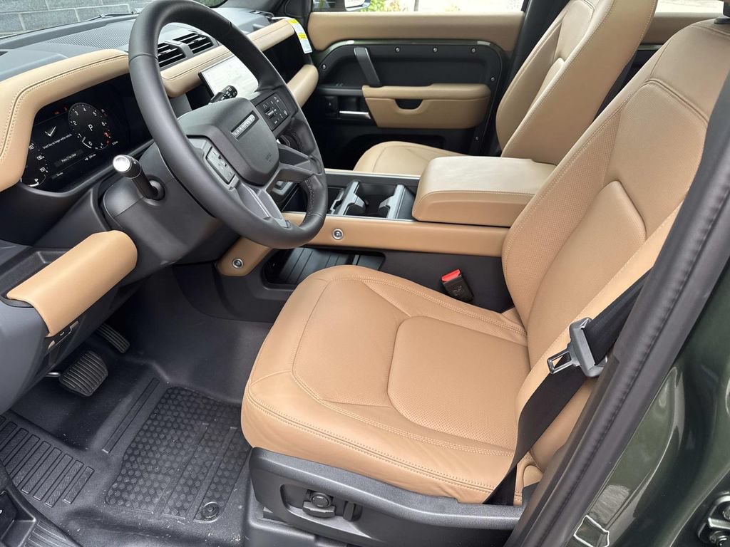 New 2026 Land Rover Defender 110 X-Dynamic SE AWD/4WD image 22