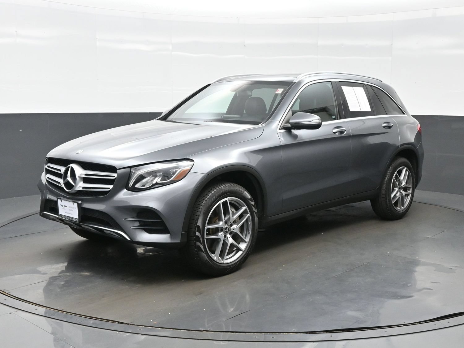 Used 2019 Mercedes-Benz GLC 300 4MATIC image 2