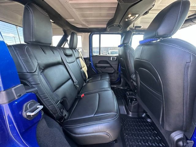 Used 2020 Jeep Wrangler Unlimited Sahara image 31