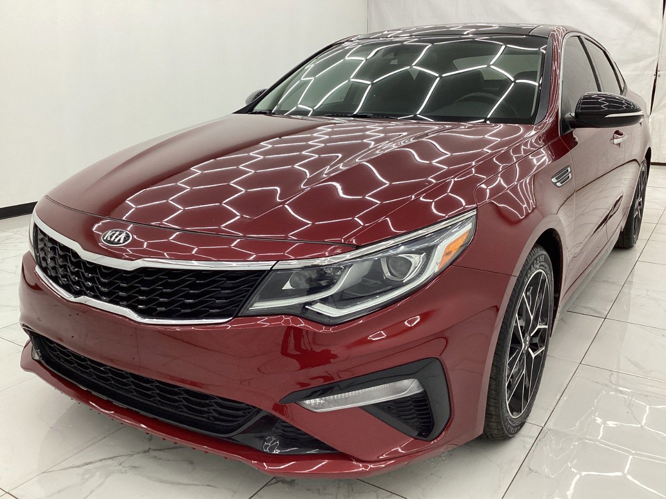 Used 2020 Kia Optima SE image 1
