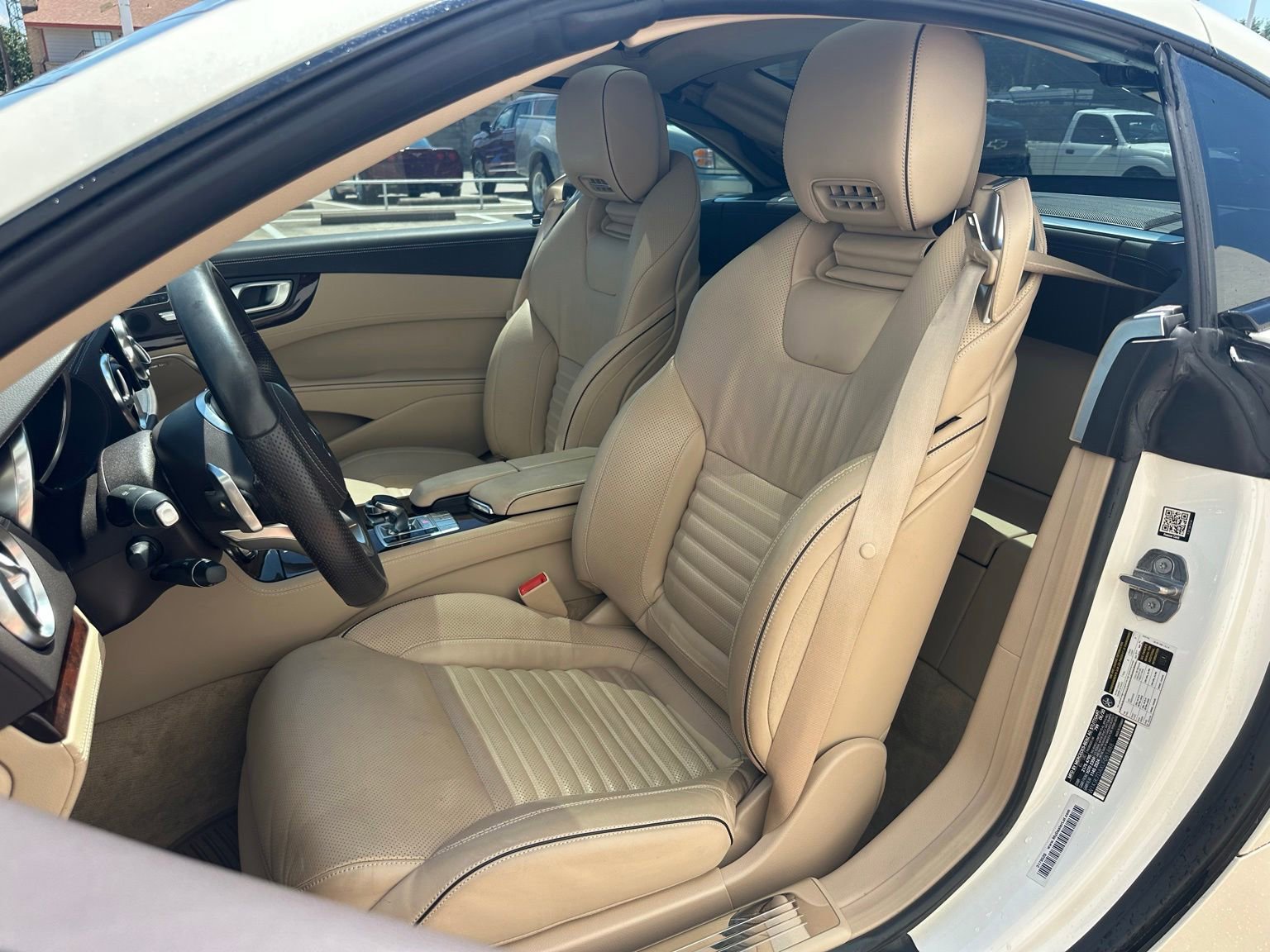 Used 2020 Mercedes-Benz SL 550 image 19