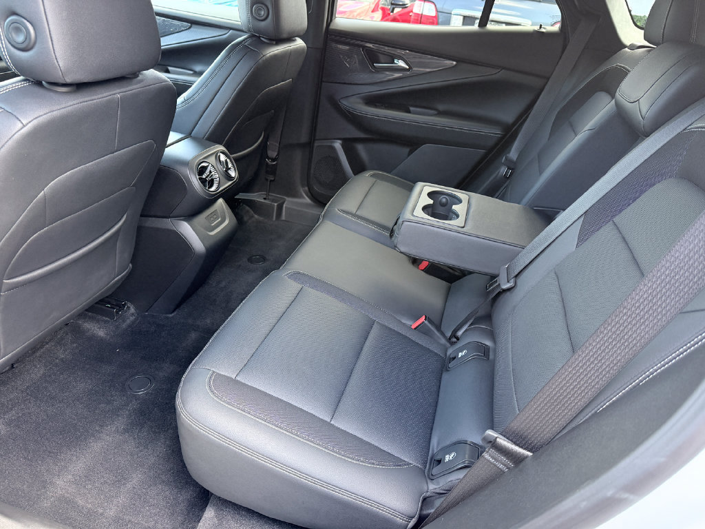 Used 2024 Chevrolet Blazer EV LT AWD/4WD image 19