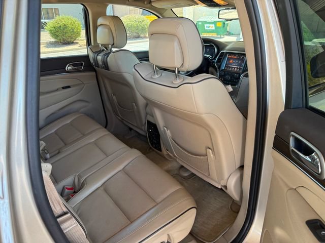 Used 2015 Jeep Grand Cherokee Overland AWD/4WD image 30