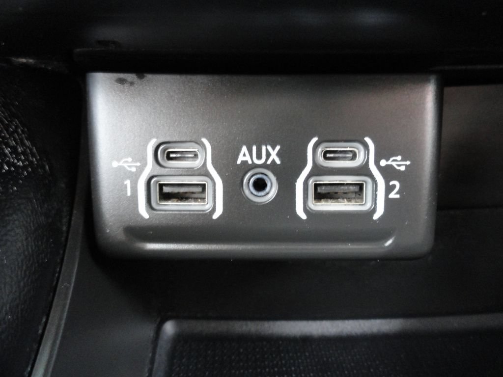 Used 2021 Dodge Durango GT w/ Blacktop Package RWD image 23