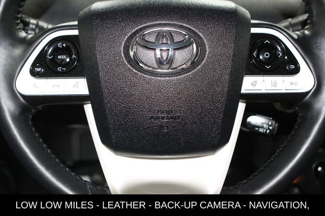 Used 2017 Toyota Prius Prime Advanced w/ Carpet Mat Package image 16