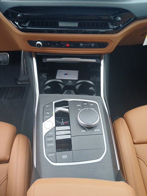 New 2026 BMW 330i Sedan w/ M Sport Package RWD image 21