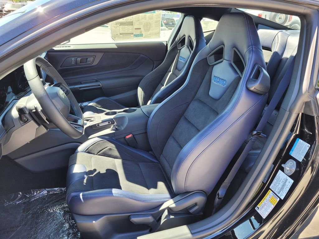 New 2025 Ford Mustang Dark Horse image 40