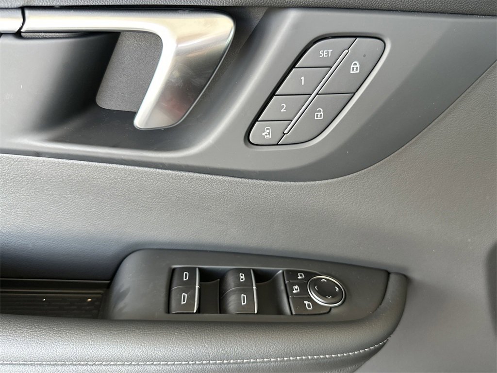 New 2025 Buick Enclave Sport Touring w/ Power Package image 12