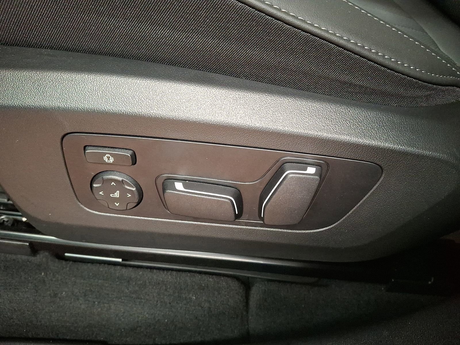 Used 2025 BMW X3 xDrive30i w/ M Sport Package image 10