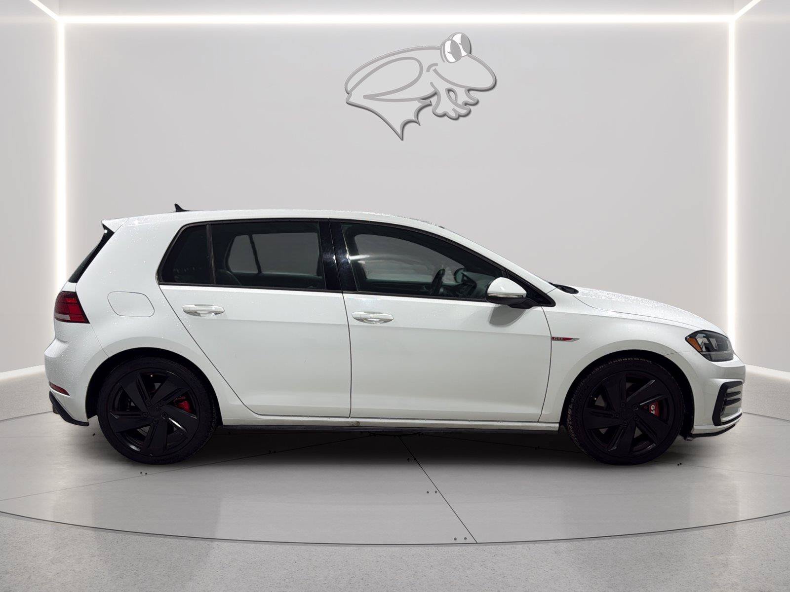 Used 2020 Volkswagen Golf 4-Door FWD image 6