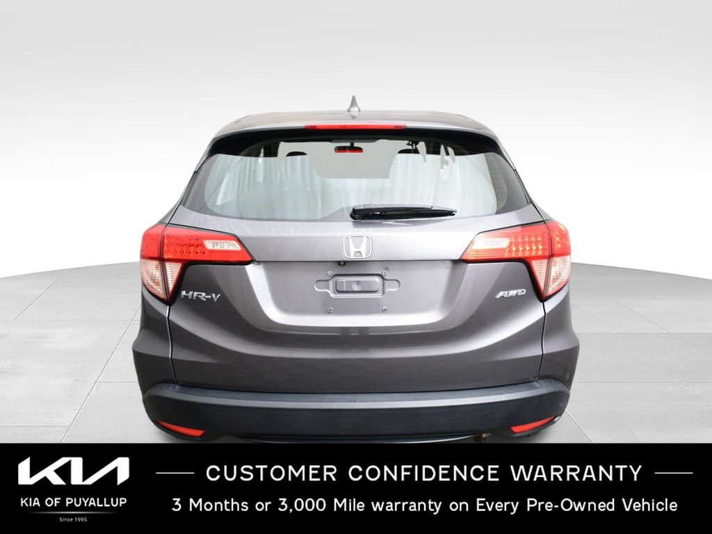 Used 2018 Honda HR-V LX image 6