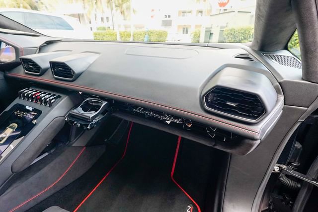 Used 2022 Lamborghini Huracan EVO image 85