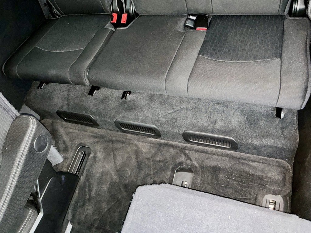 Used 2016 Chevrolet Traverse LT w/ Style and Technology Package image 28