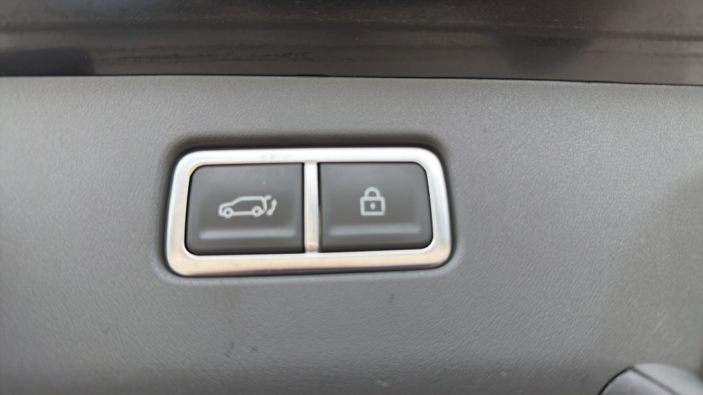 Used 2024 Kia EV9 Wind AWD/4WD image 17