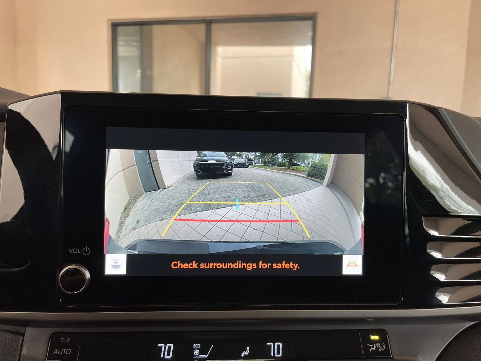 Used 2025 Toyota Camry LE image 17