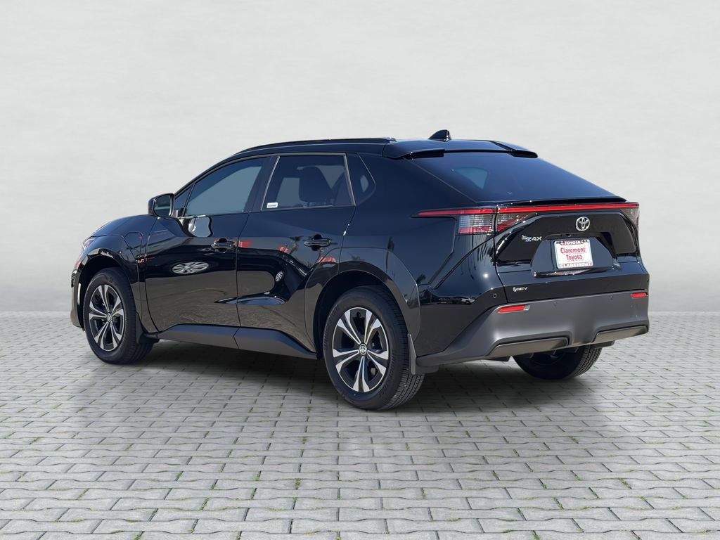 Used 2025 Toyota bZ4X FWD w/ Weather Package image 4